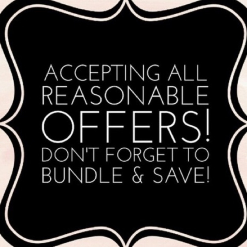 💕💕Bundle and save!!💕💕